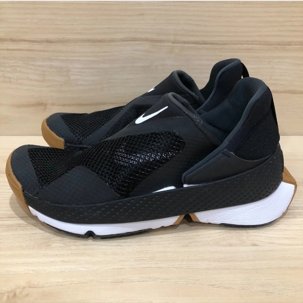 Nike Go Flyease Black Gum Black/white Anthracite CW5883-003 Mens size 8 Wmns 9.5